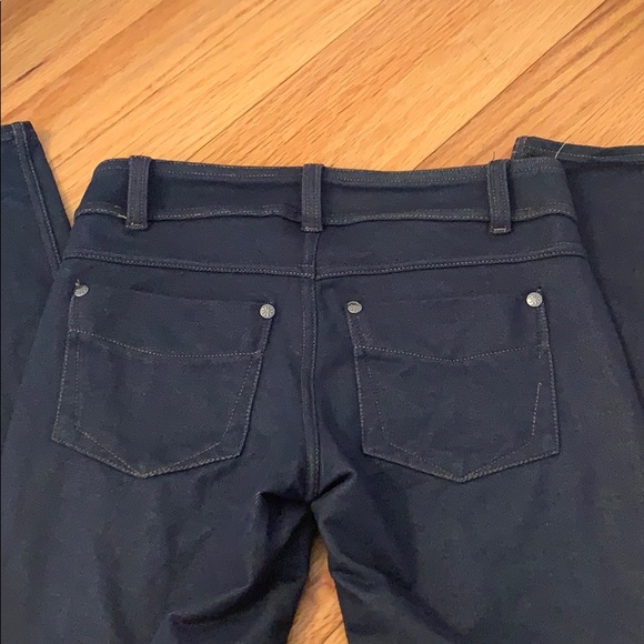A pair of blue jean leggings from athleta💙 - Picture 4 of 4